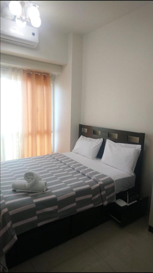 Affordable Makati Serviced Apartments Manila Exteriör bild