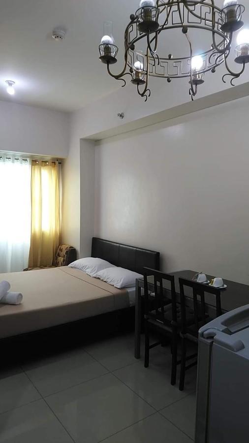 Affordable Makati Serviced Apartments Manila Exteriör bild