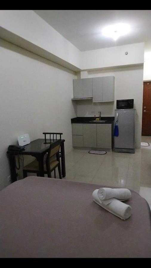 Affordable Makati Serviced Apartments Manila Exteriör bild
