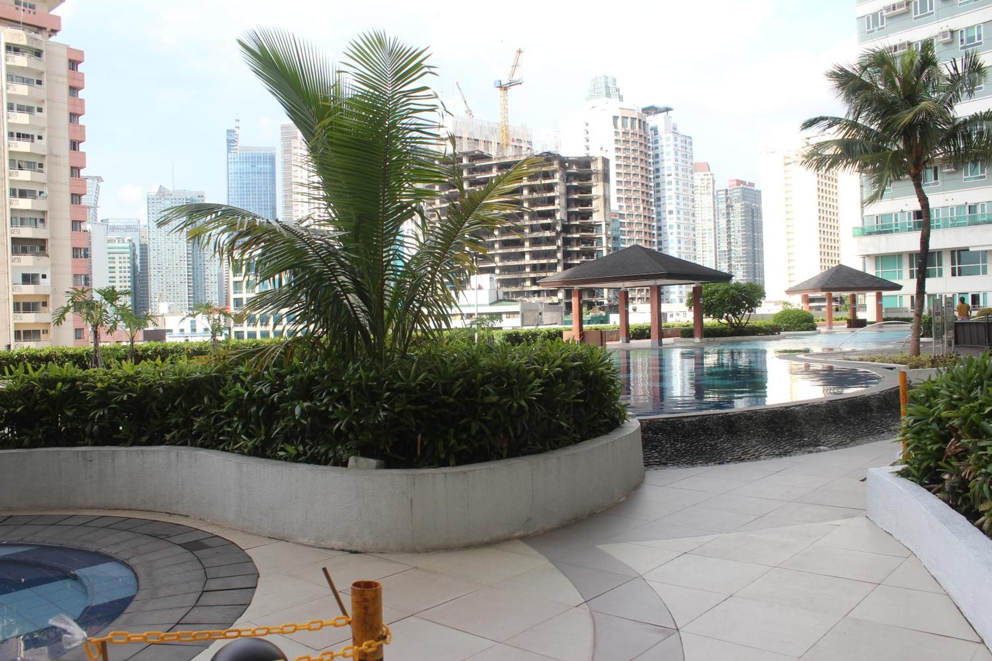 Affordable Makati Serviced Apartments Manila Exteriör bild
