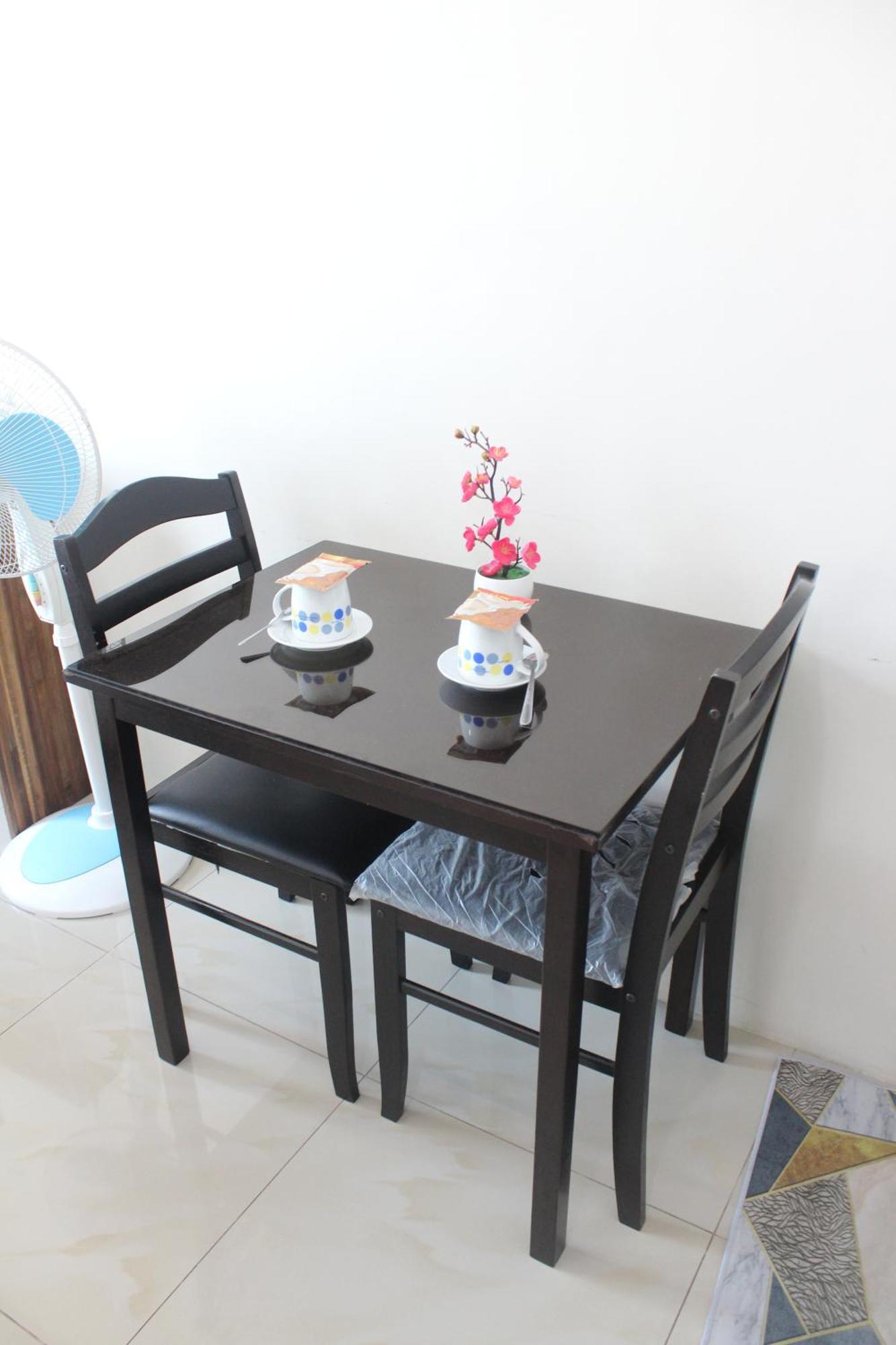 Affordable Makati Serviced Apartments Manila Exteriör bild