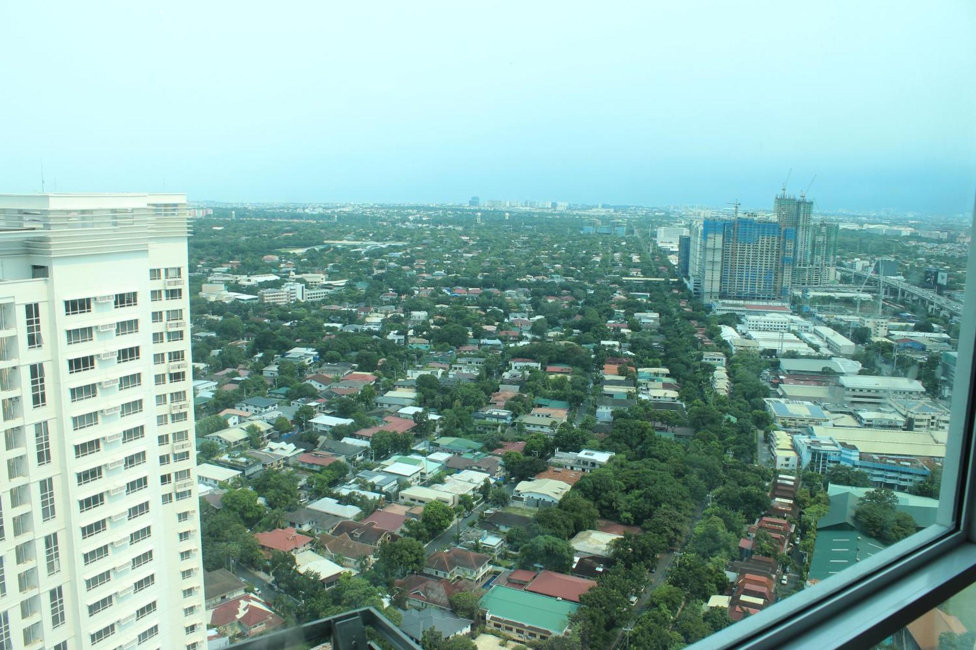 Affordable Makati Serviced Apartments Manila Exteriör bild