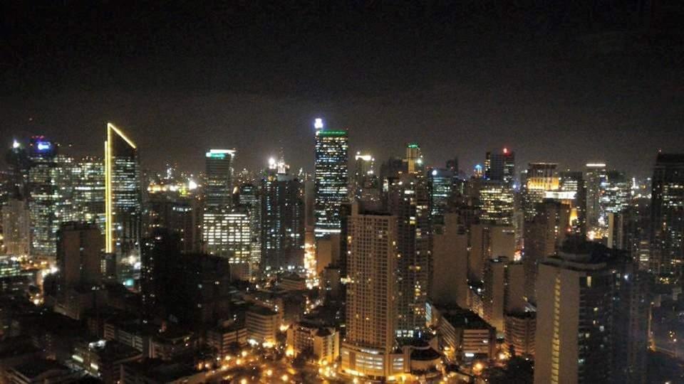 Affordable Makati Serviced Apartments Manila Exteriör bild